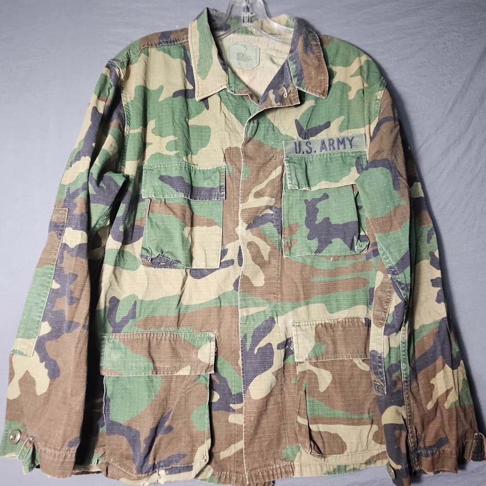 US Army Woodland Camo BDU Field Jacket Mens Medium Regular Military Coat Patch